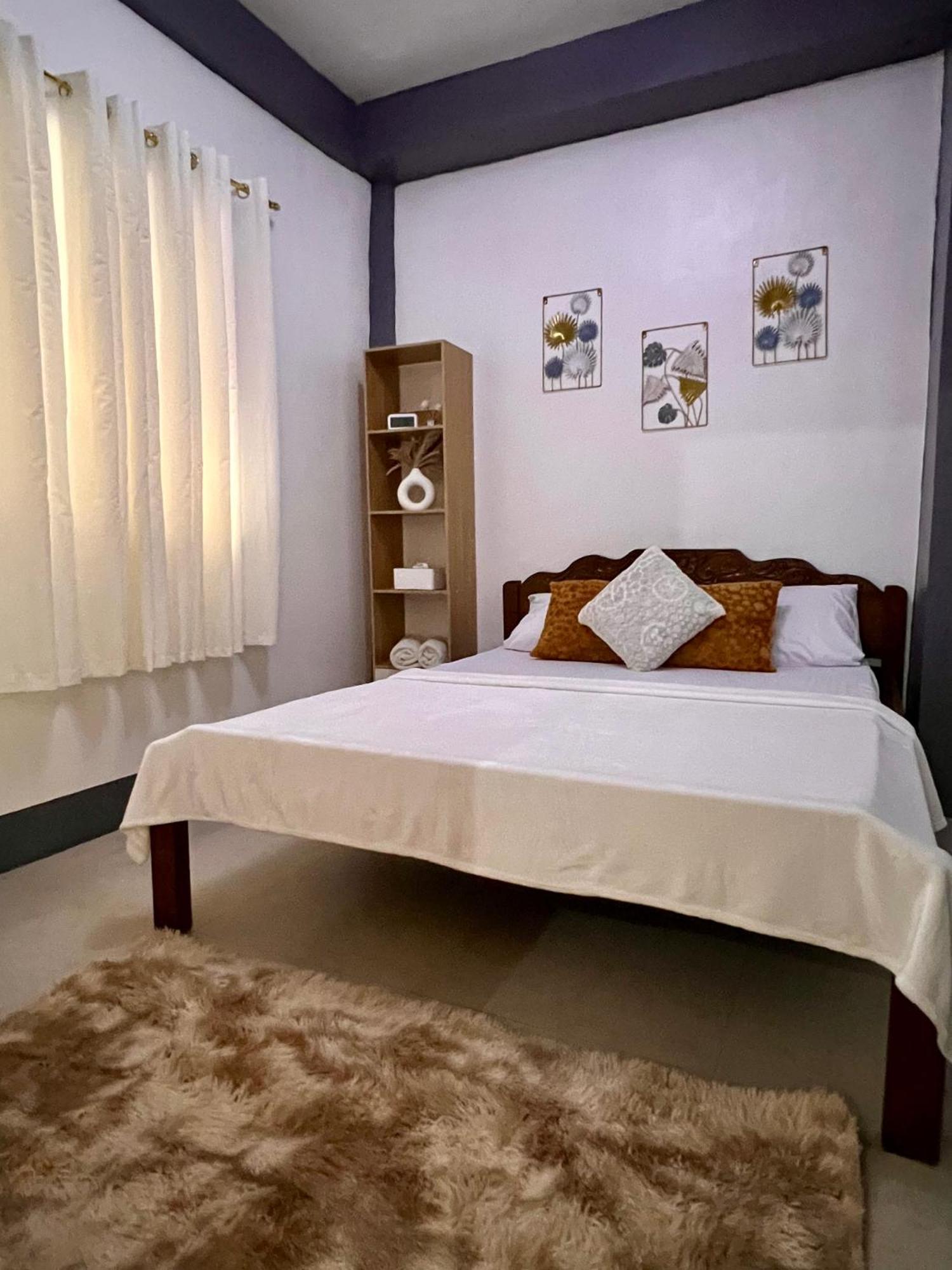Eighty8 Tourist Inn Coron Exterior foto